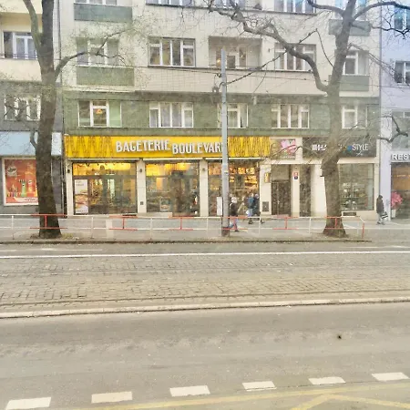 Pensionat Hotelflat In Square 2 *