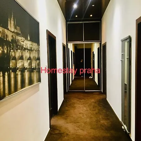 Hotelflat In Square 2 Prag